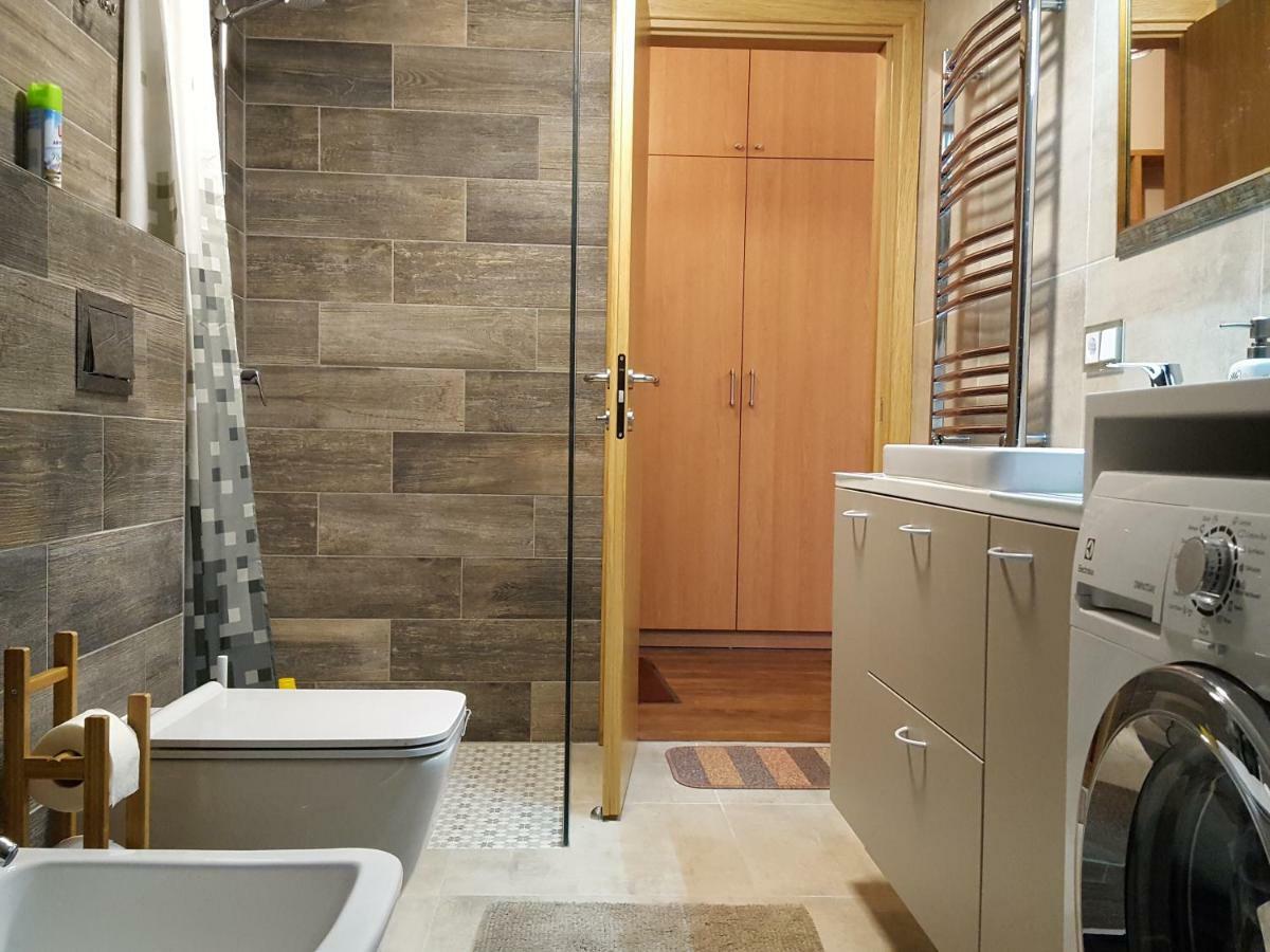 City Dawn Gate Apartment فيلنيوس المظهر الخارجي الصورة