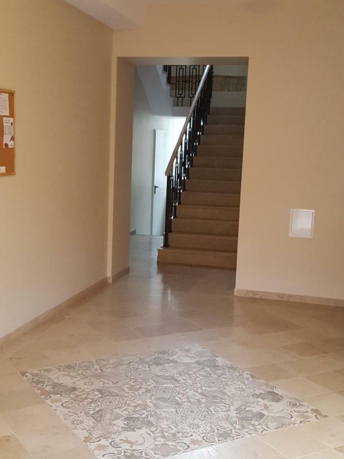 City Dawn Gate Apartment فيلنيوس المظهر الخارجي الصورة