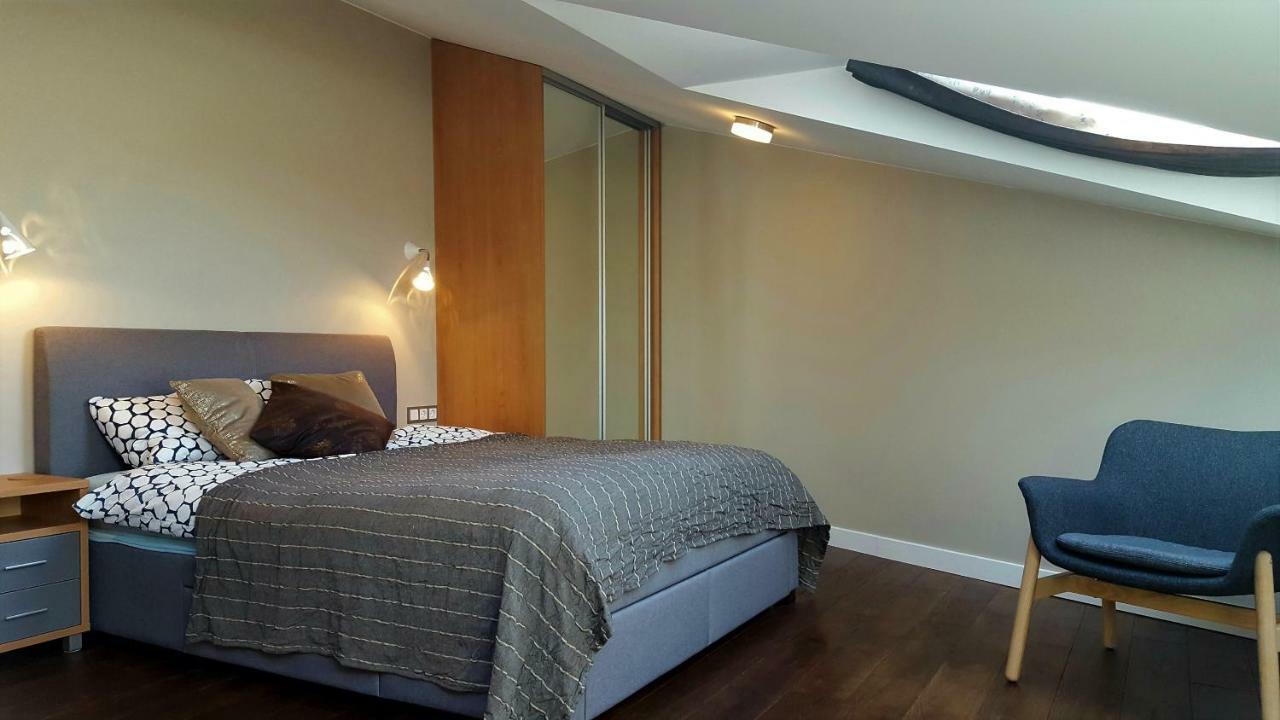 City Dawn Gate Apartment فيلنيوس المظهر الخارجي الصورة